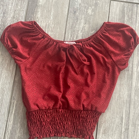 Girls bundle (M) 3 shirts—great condition! Perfect for “Back to School”! - Picture 7 of 10